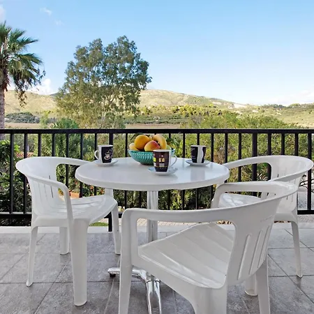 Apartament Dolphin 3 Keri